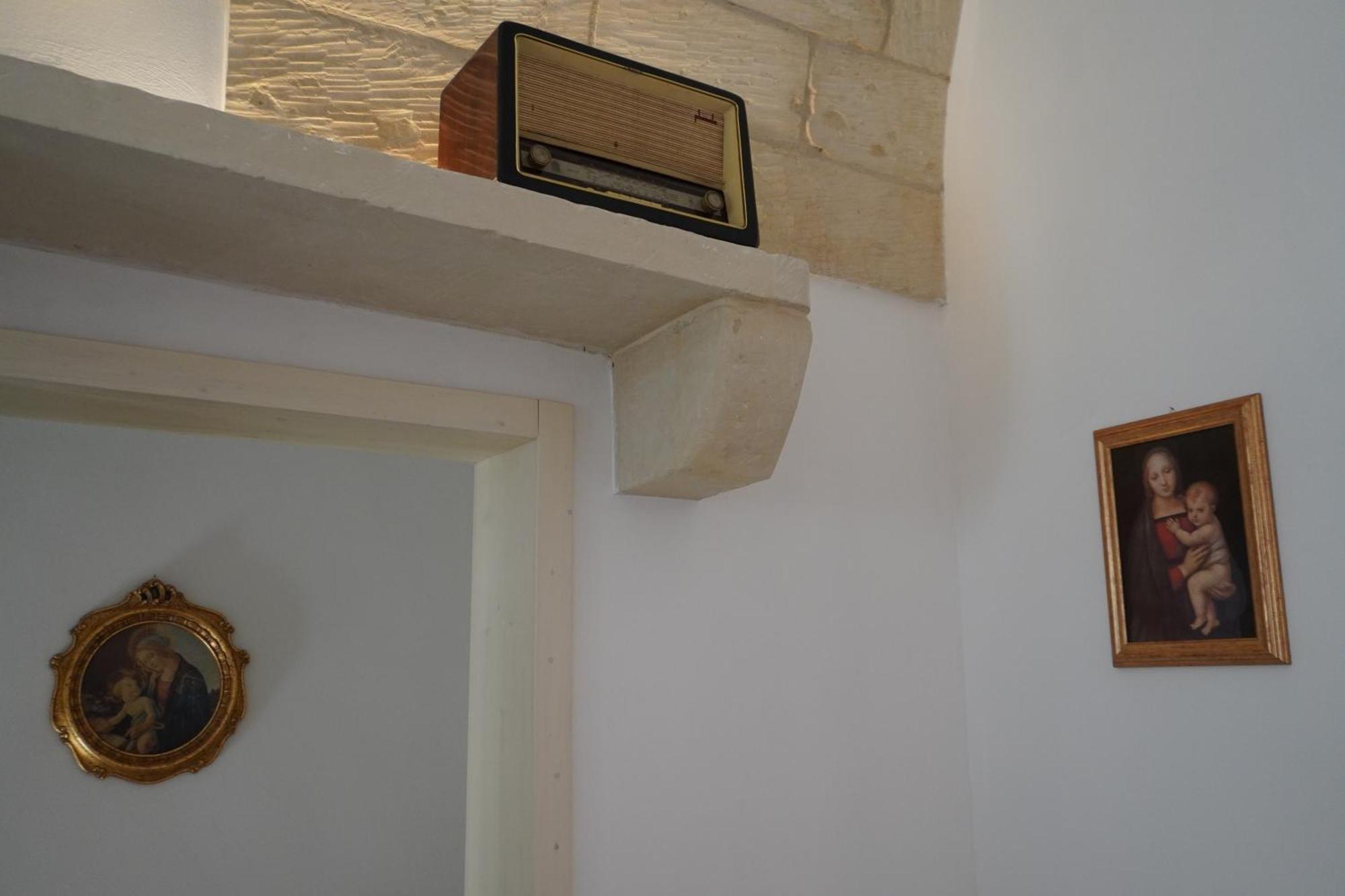 Dimora Santa Domenica Bed and Breakfast Scorrano  Rum bild